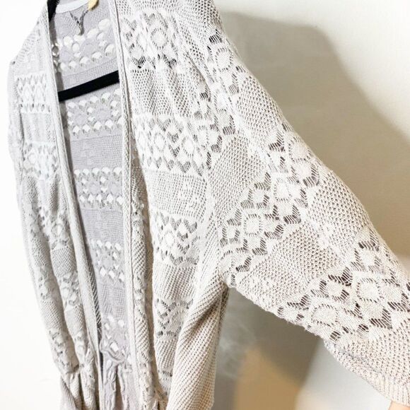 Knitted & Knotted Anthopoloie Womens Gray Tie Front Cardigan Sweater Medium - Picture 3 of 8